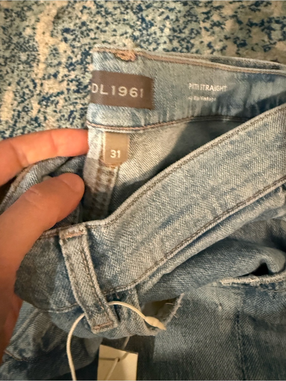 New dl 1961 Patti straight jeans w contrast stripe on sides sz 31 - Picture 4 of 9